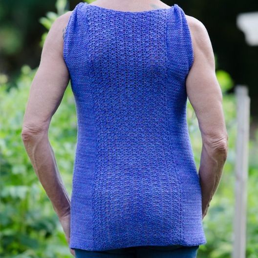 Gathered Shoulder Top Back Detail from Crochet Geometry